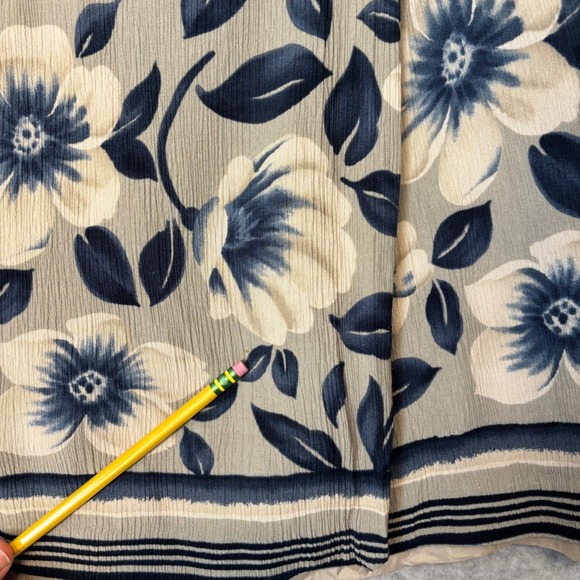 Vintage Chaus Women's 6 Floral Print Wrap Skirt Beige Blue Rayon Knee Length y2k - Picture 6 of 9